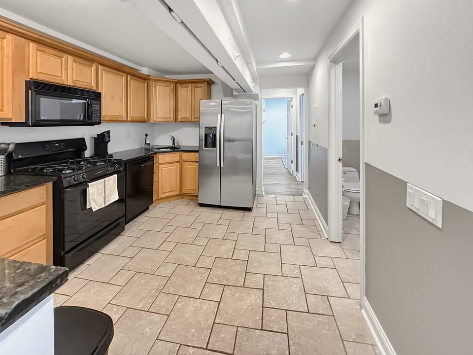Full Kitchen
