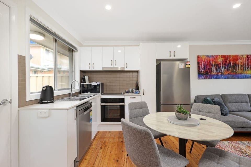 kitchen / dining area