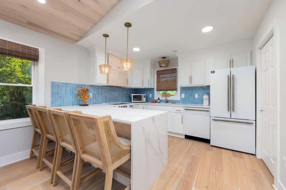 Updated Kitchen with Top-of-the-Line Appliances and Bar Seating for 4