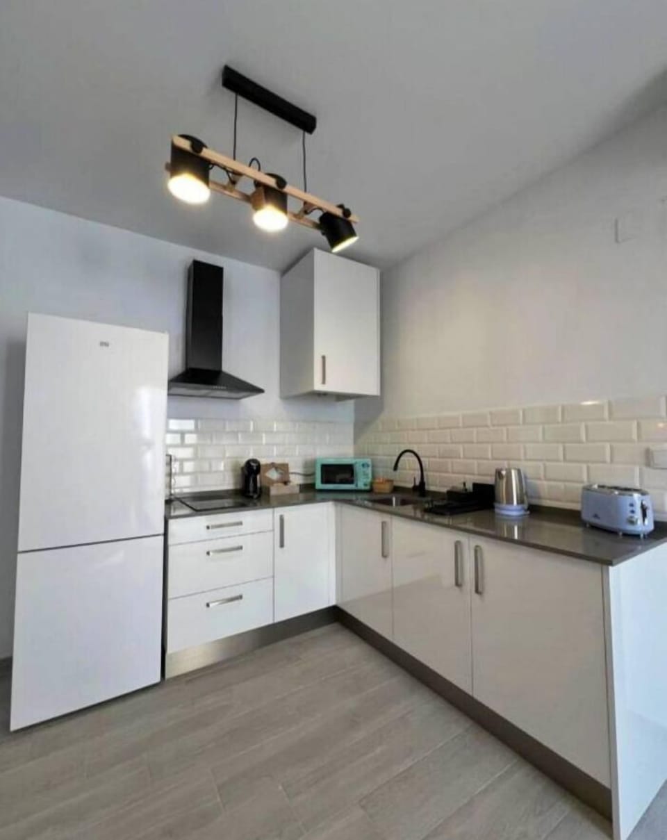 Vista cocina - Apartamentos turísticos Antonio Parra - Jerez