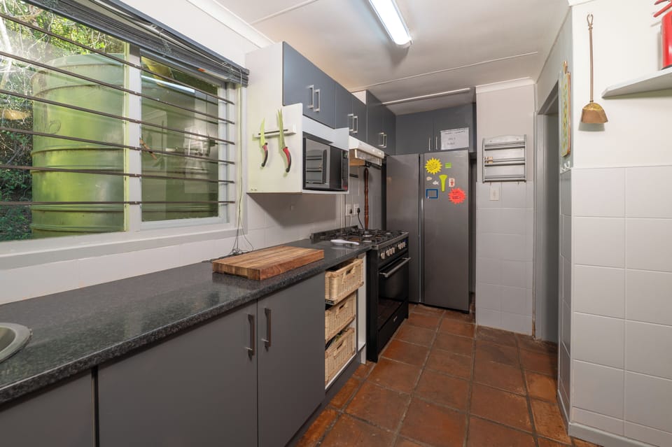 Full kitchen with gas stove, double door fridge and comes fully equipped 