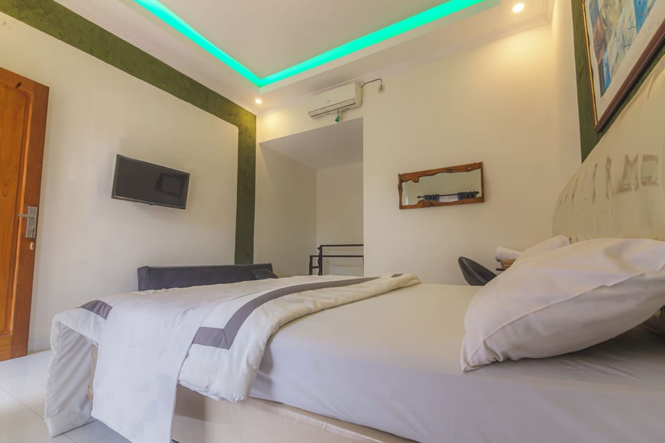 Deluxe Double Room | Desk, laptop workspace, free WiFi