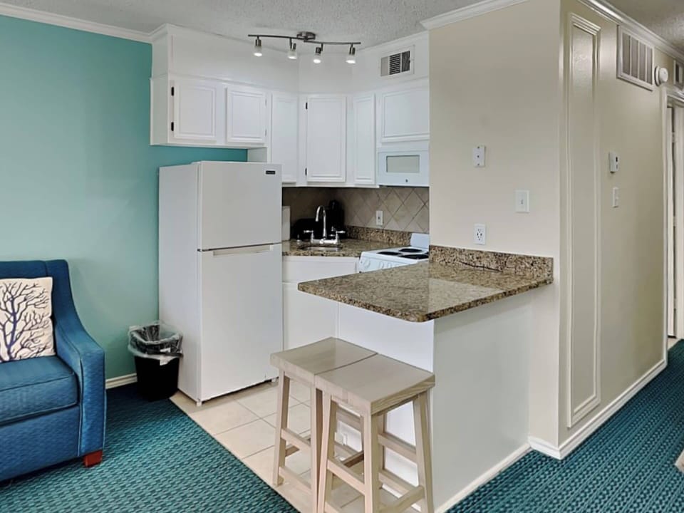 Condo (1 Bedroom) | Property amenity