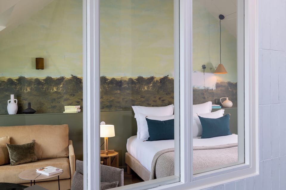 Prestige Room | In-room safe, soundproofing, free WiFi, bed sheets
