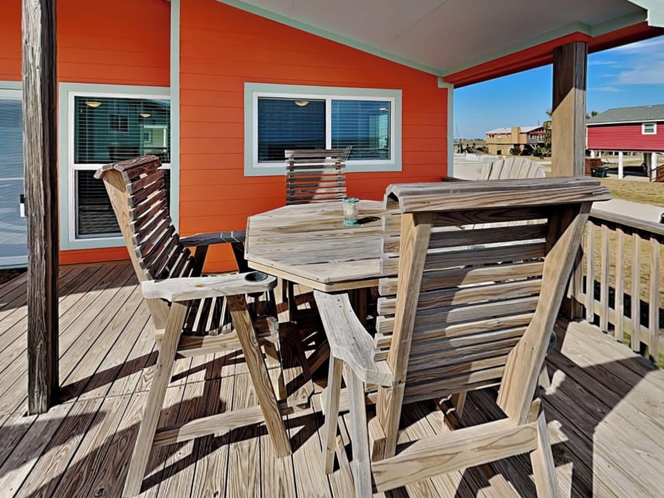House (3 Bedrooms) | Property amenity