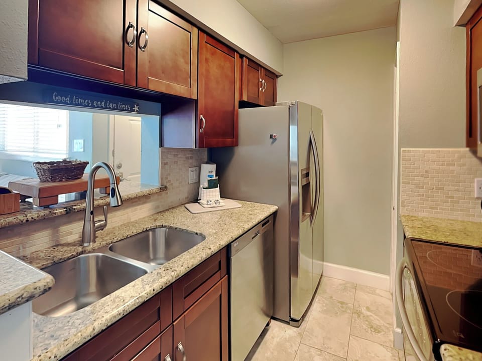 Condo (1 Bedroom) | Property amenity