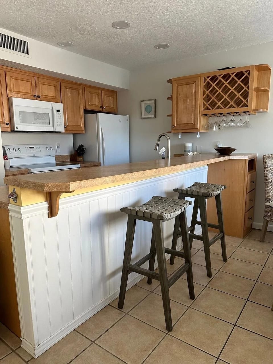 House, Multiple Beds (Blue Surf 5) | Private kitchen | Oven, toaster