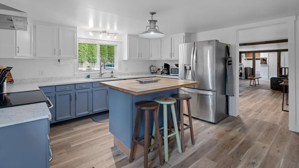 Skyles Lake Escape (8559)