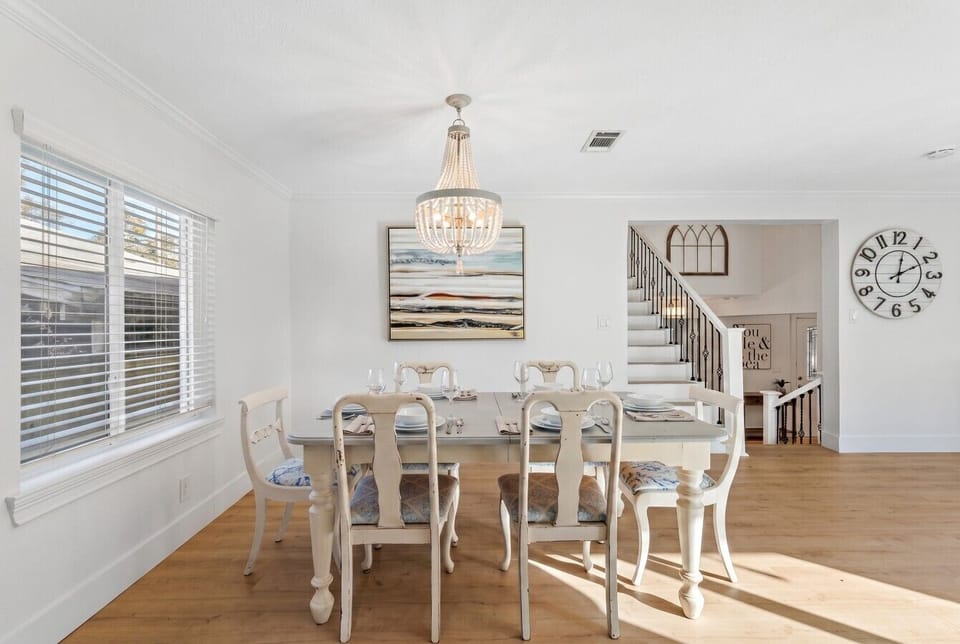 Another angle of the dining area