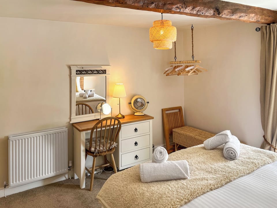 Double bedroom | Wisteria Cottage, Harrogate