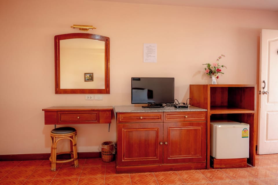 Superior Twin Room, Garden View | Free WiFi