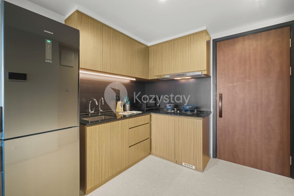 Apartment, 1 Bedroom, City View | Private kitchen | Full-size fridge, microwave, stovetop, rice cooker