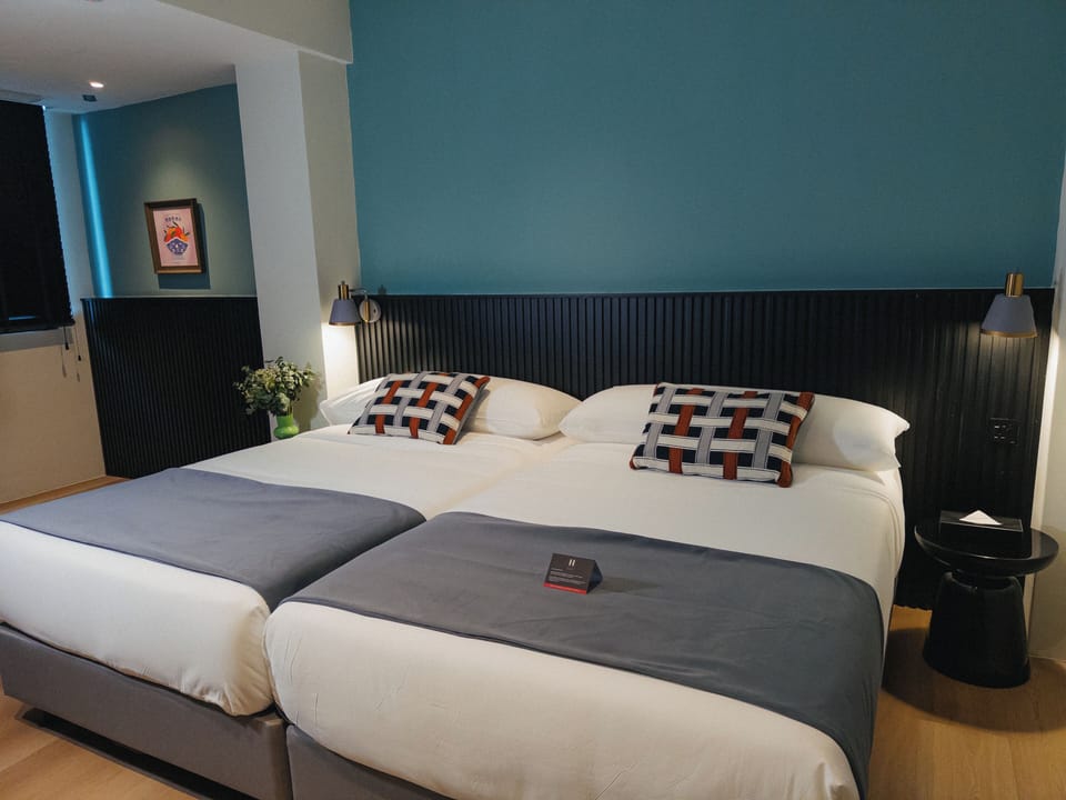 Deluxe Twin Room, City View | Desk, laptop workspace, iron/ironing board, free WiFi