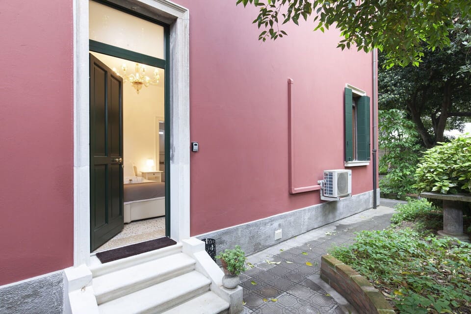 Building Exterior, Main Entrance