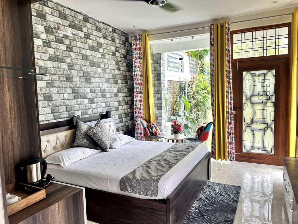 Luxury Double Room, Mountain View | Free WiFi