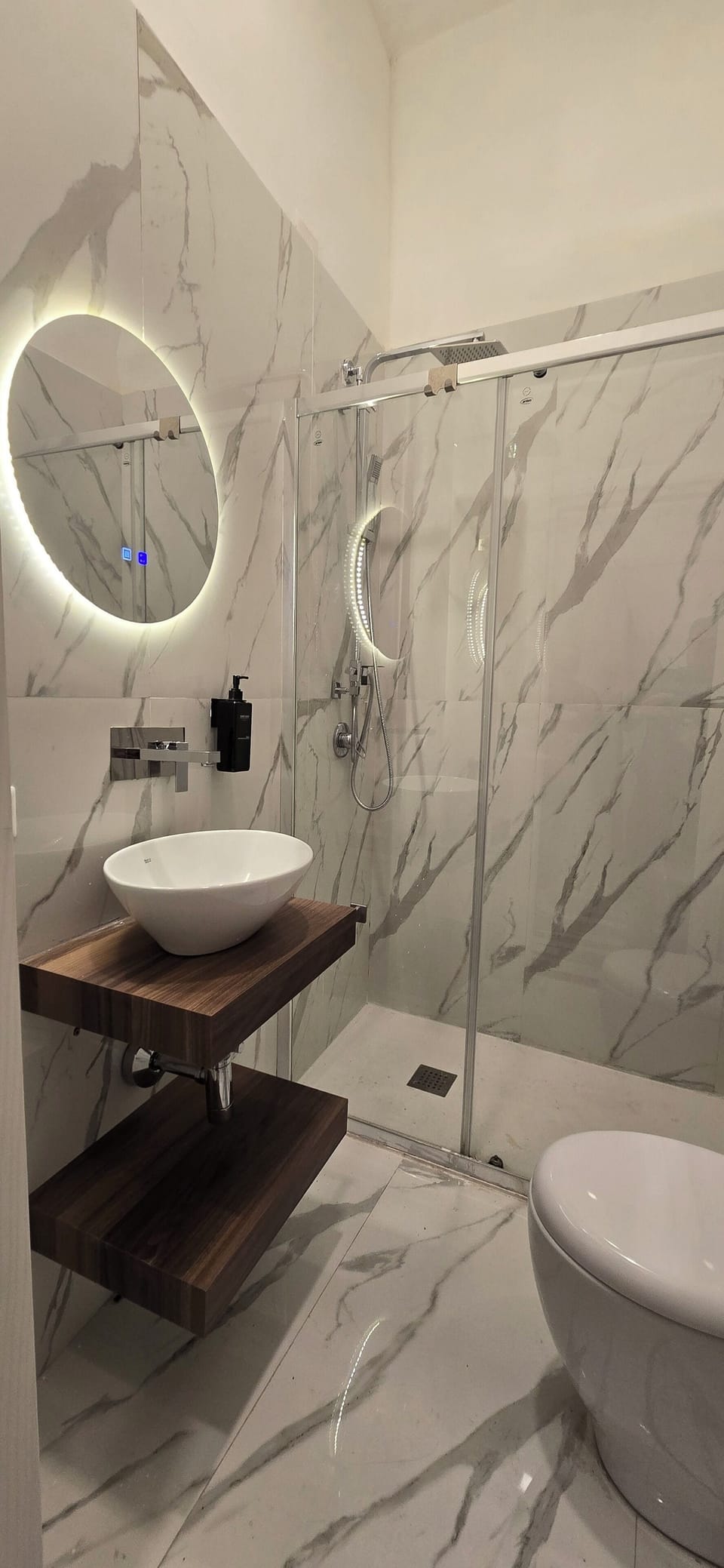 Family Quadruple Room, Balcony | Bathroom | Shower, hair dryer, towels, soap