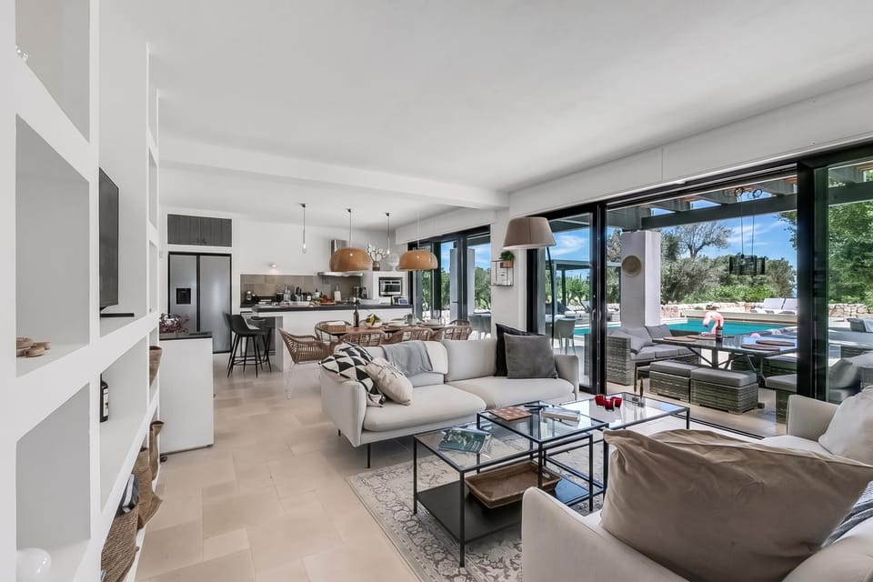 Family Villa, 4 Bedrooms, Private Pool (Villa Tartaruga Luxury With Pool) | Living area | Flat-screen TV