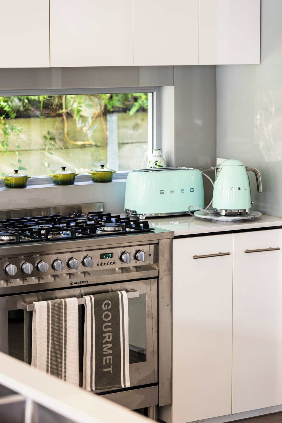 Kitchen with High Quality Appliances