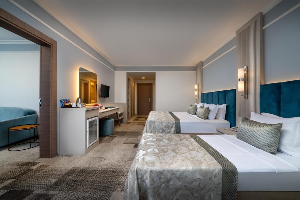 Premium bedding, minibar, in-room safe, desk