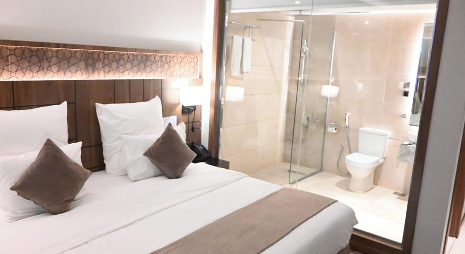 Family Room, City View | Egyptian cotton sheets, premium bedding, pillowtop beds, minibar