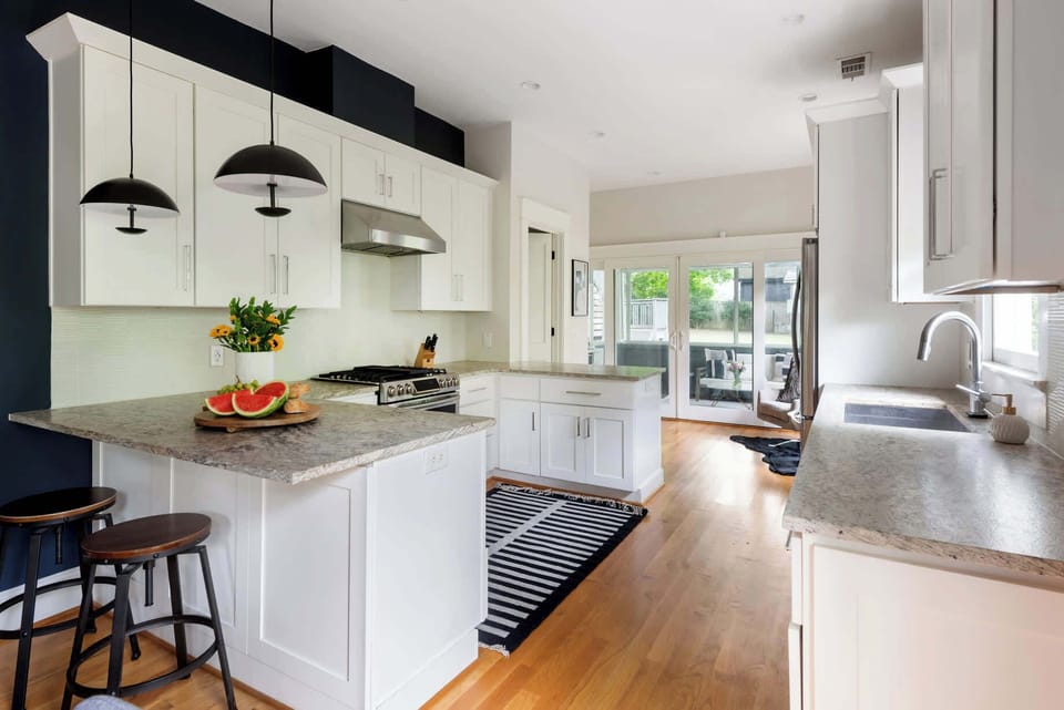16 Kitchen