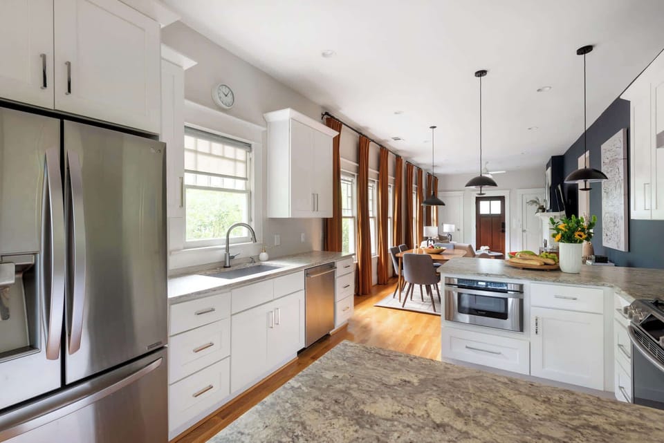 17 Kitchen