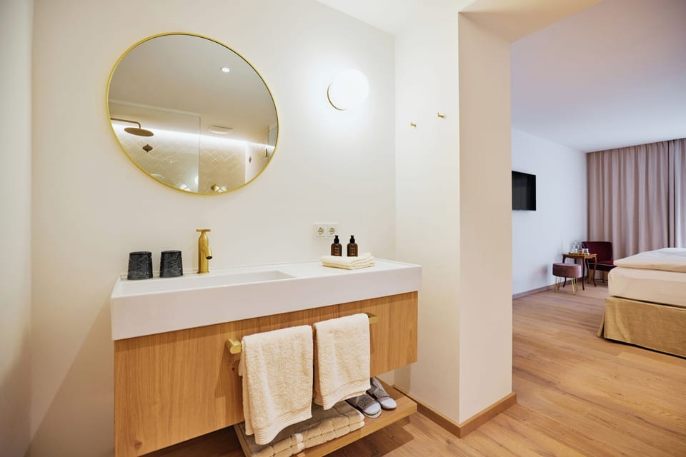 Double Room, Courtyard View | Bathroom | Slippers