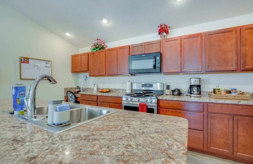 House (2 Bedrooms) | Interior