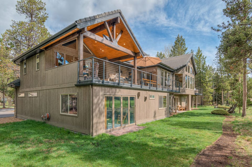 Back View of the home from the walkway and golf course area