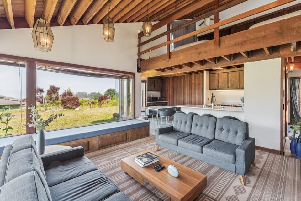Cottage, 1 Bedroom | Living area | Smart TV, streaming services