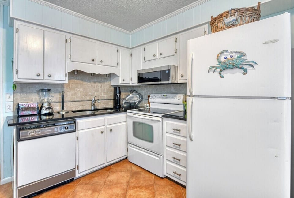 Inlet Pointe 35