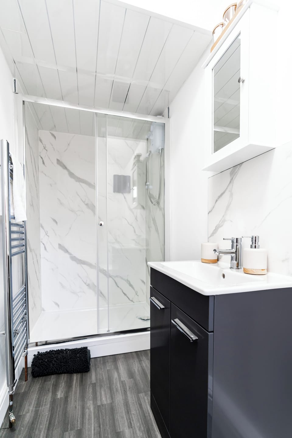 Family Apartment | Bathroom