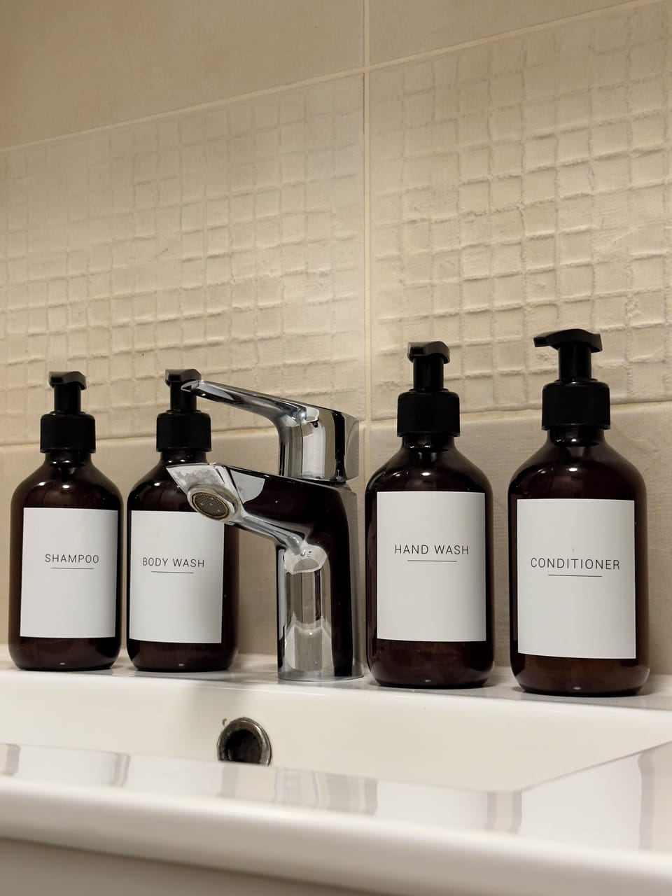 Bathroom amenities