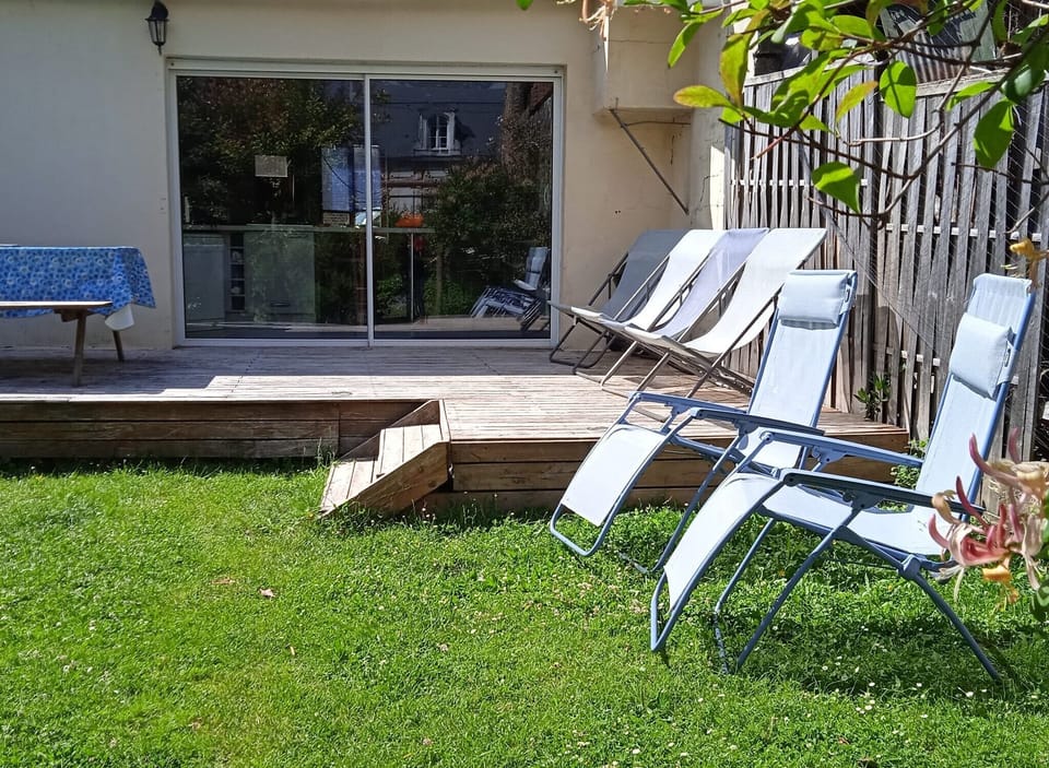 La terrasse Aux 10 Ponts Gîte