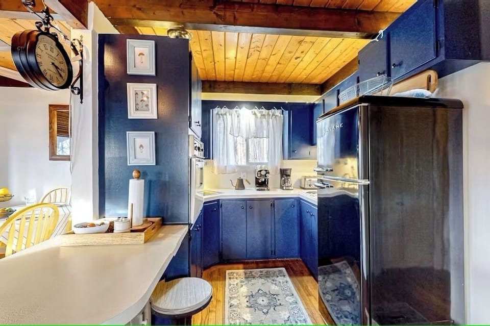 kitchen, dishwasher