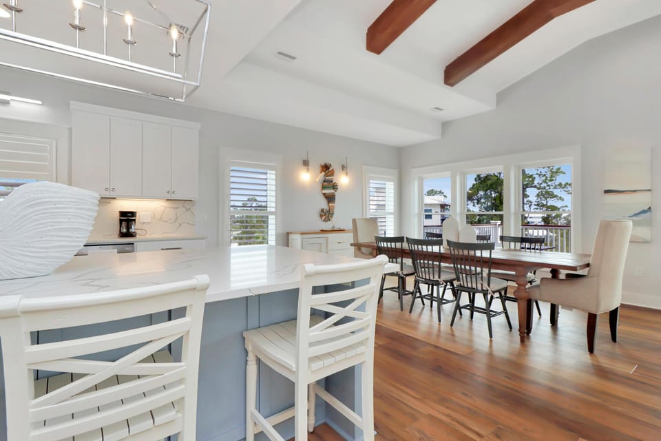 House, Multiple Beds (Home Away From Home) | Dining