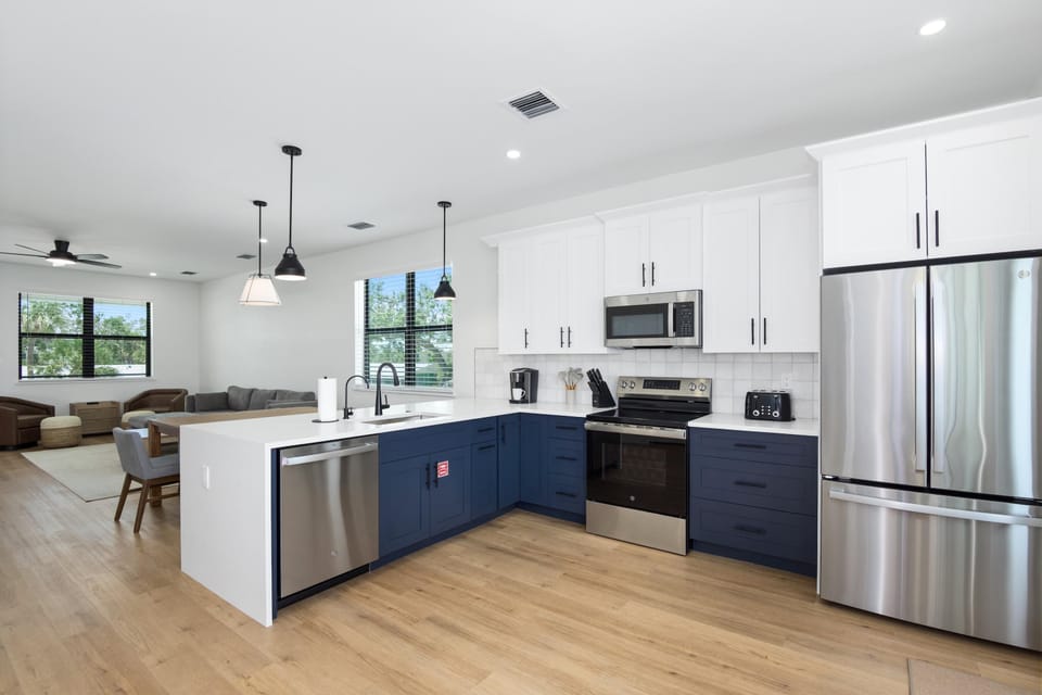 House, Multiple Beds (Ocean Oasis) | Private kitchen | Oven, toaster