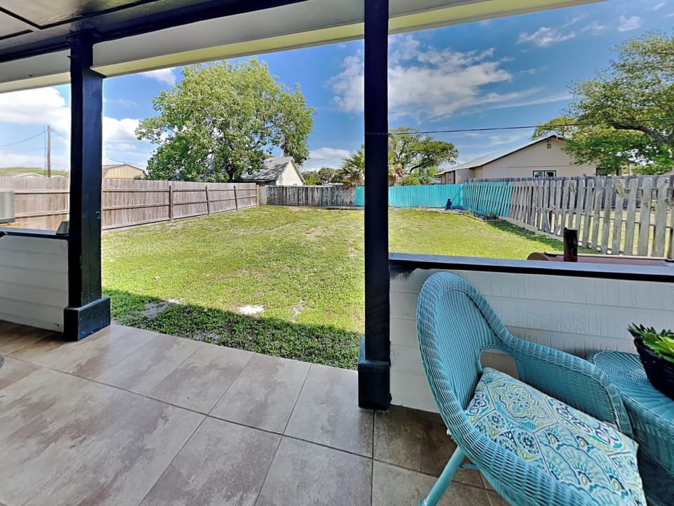 House (2 Bedrooms) | Property amenity