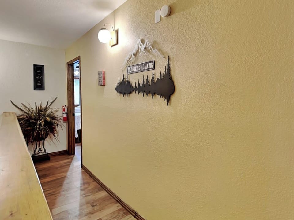 Condo (2 Bedrooms) | Property amenity