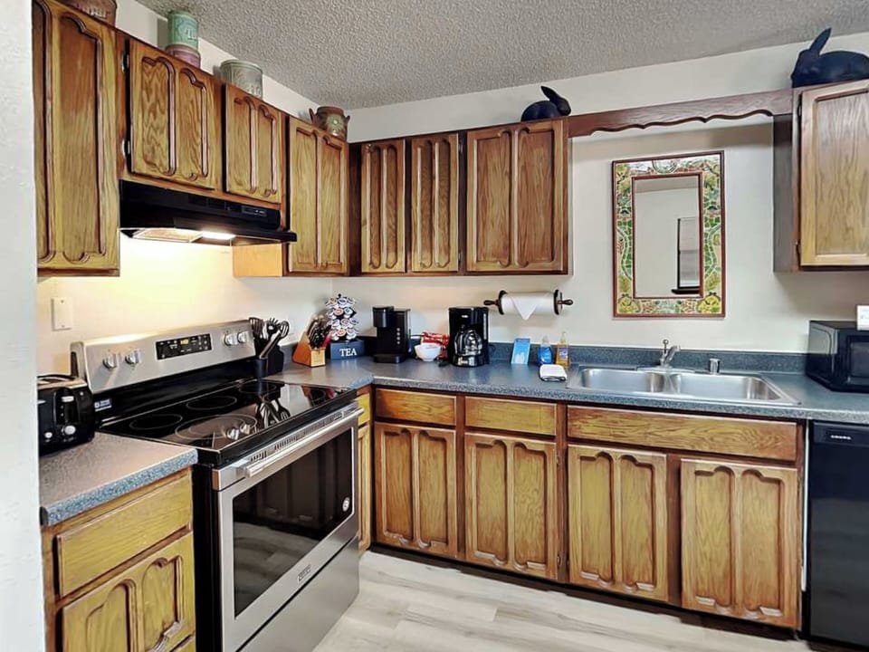 Condo (6 Bedrooms) | Property amenity