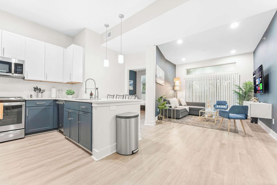 Full Kitchen
