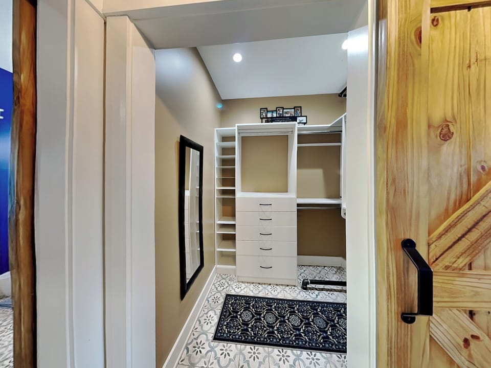 Studio (5 Bedrooms) | Property amenity
