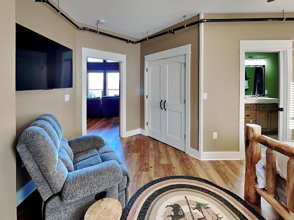 Studio (5 Bedrooms) | Property amenity