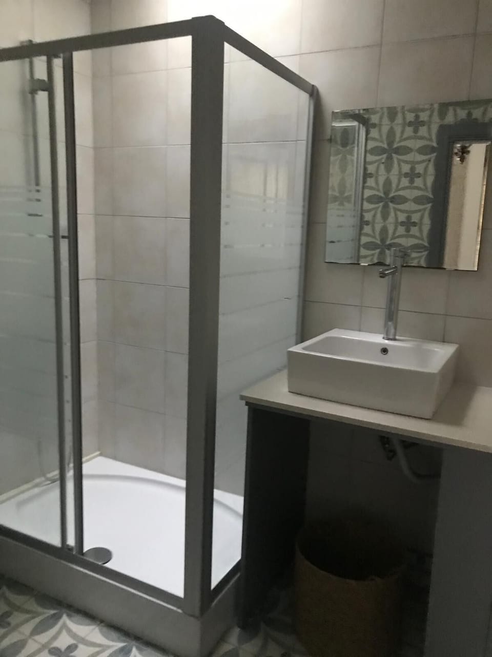 Deluxe Triple Room | Soundproofing