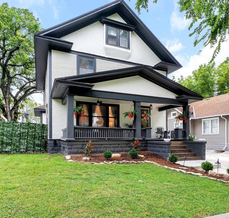 Frontyard space