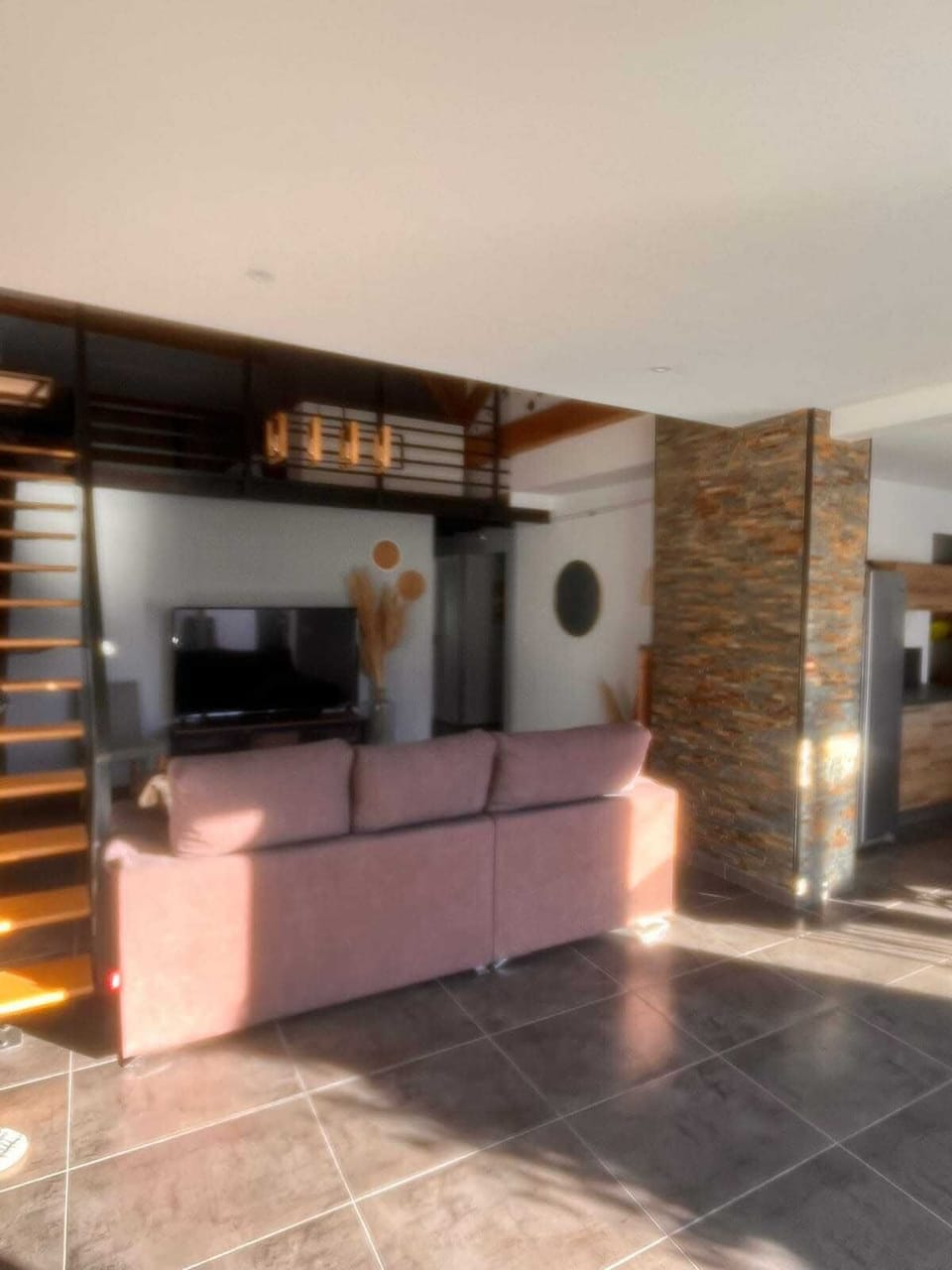 Air-conditioned living room with television and Wi-Fi