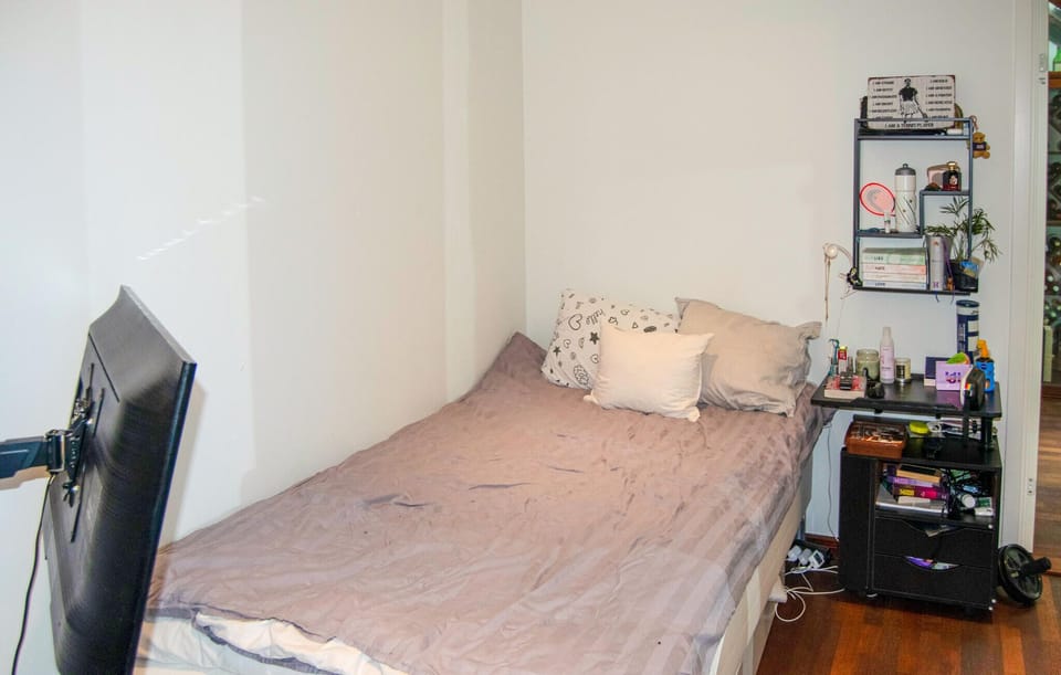 bed