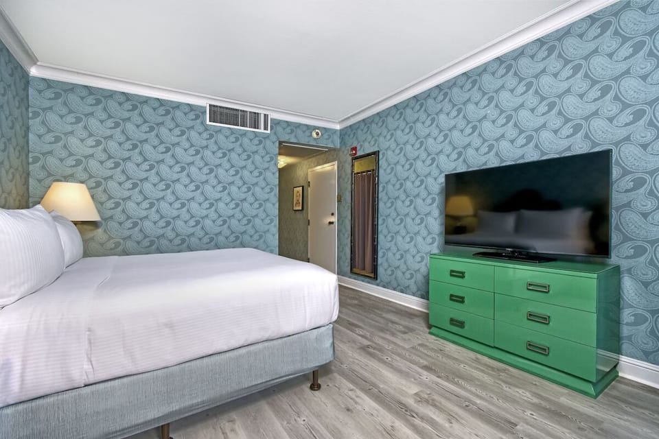 Settle in with a movie night and roomy comfort.