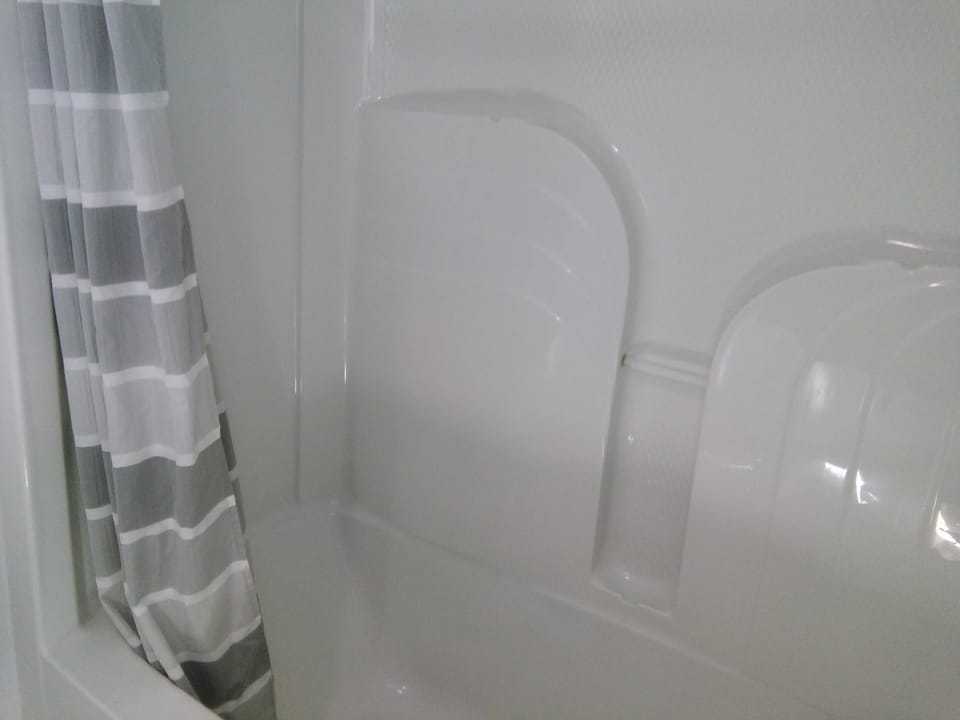 Room, 2 Double Beds | Deep soaking bathtub