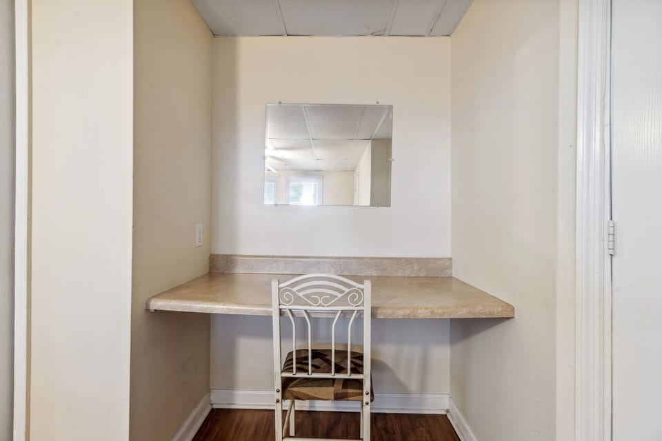 Laptop friendly space - work if you must!